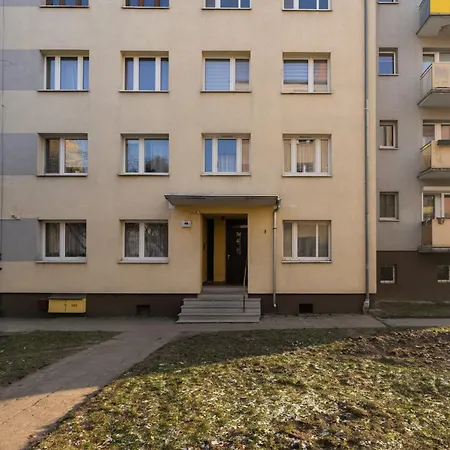 Comfortable Two-bedroom By Renters Poznań