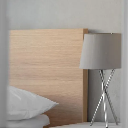 Διαμέρισμα Comfortable Two-bedroom By Renters *