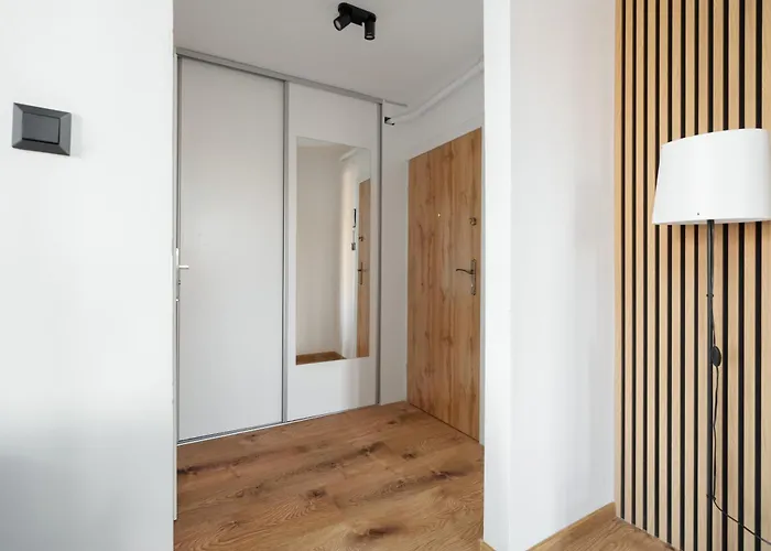 Apartmán Comfortable Two-bedroom By Renters *