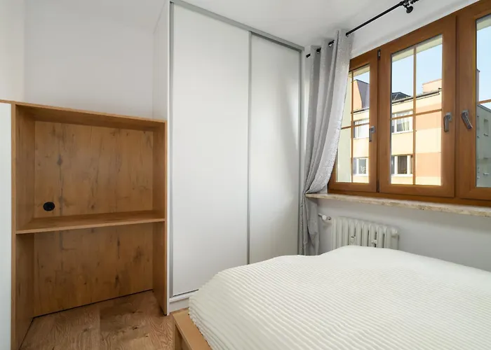 Comfortable Two-bedroom By Renters Apartmán Poznaň